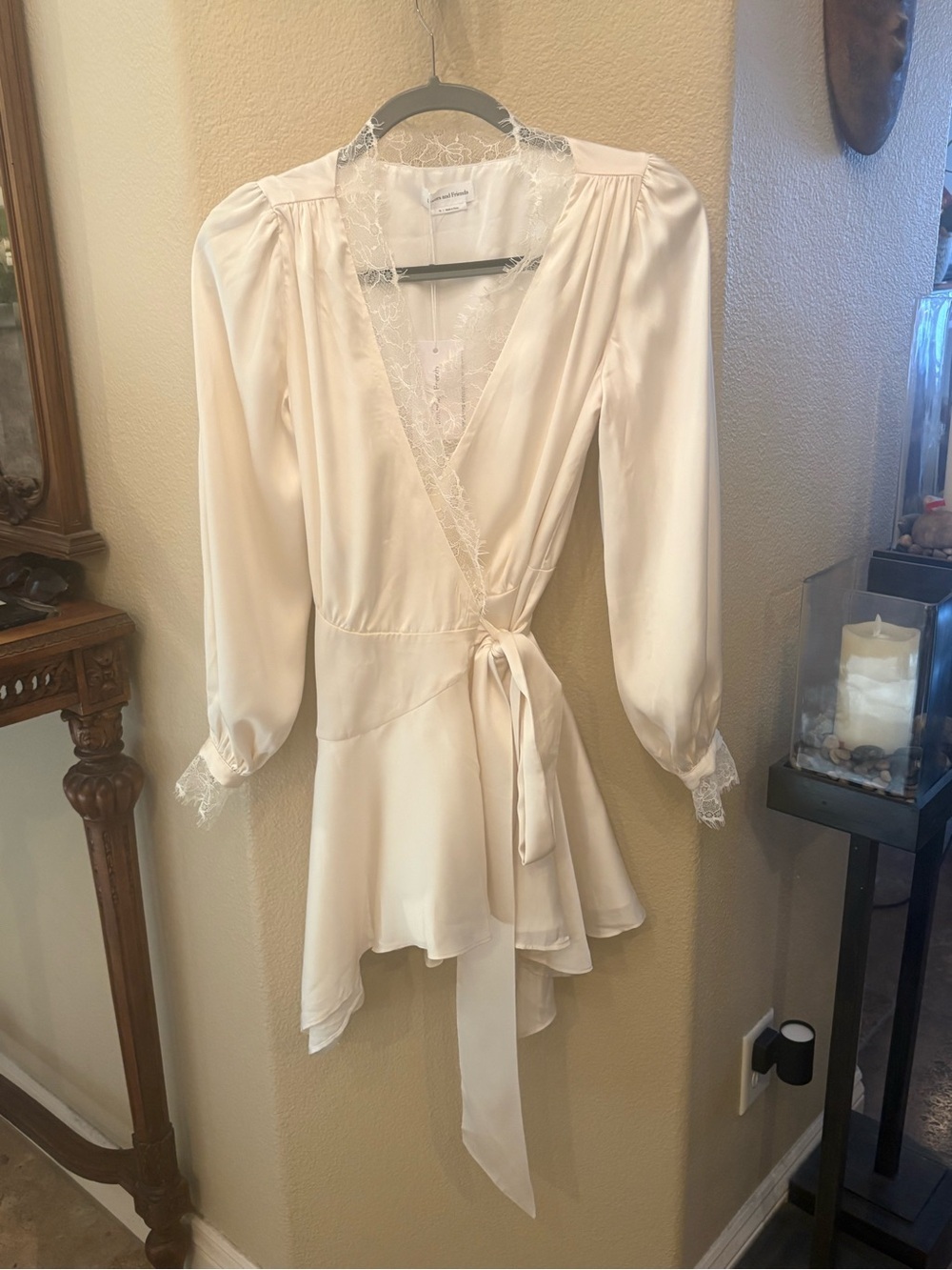 NWT~LOVERS AND FRIENDS Ivory Nadeen Lace Trim Satin Wrap Mini Dress Size XS